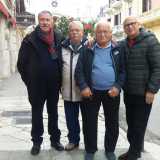 Il 70enne Pasquale, il 68enne Rocco, l'86enne Michele e il 68enne Martino: sono gli "irriducibili" del quartiere Madonnella di Bari